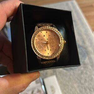Very nice women’s 41mm watch